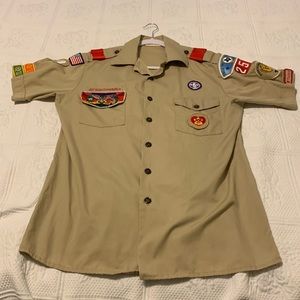 Vintage Eagle Scout uniform. Info in the pics. Probably late ‘80’s great shape!
